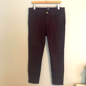 PAIGE | Soft Stretch | 32 | Dark Maroon